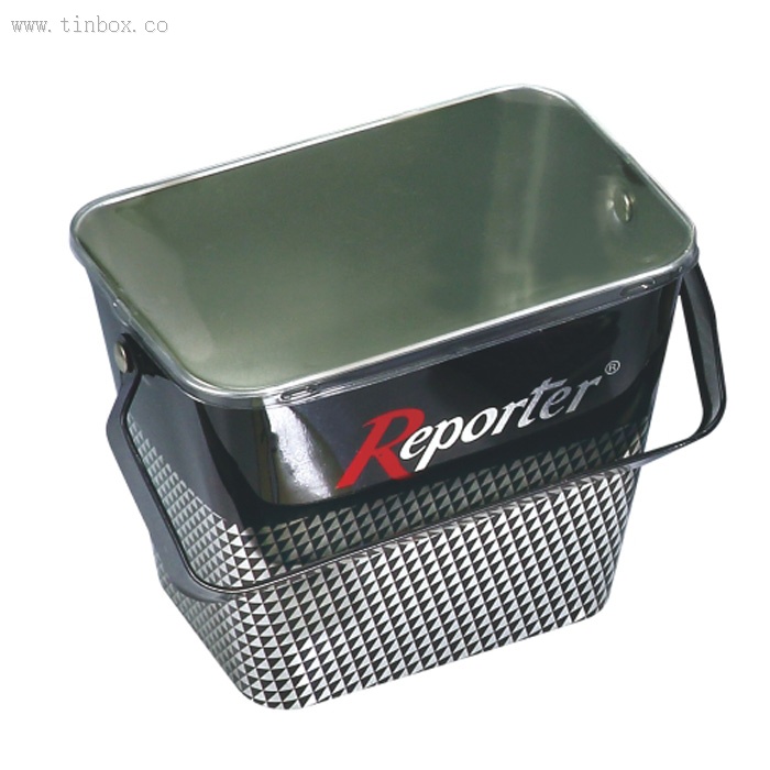 Christmas Tin Buckets with Handle Christmas Tin Buckets with Handle