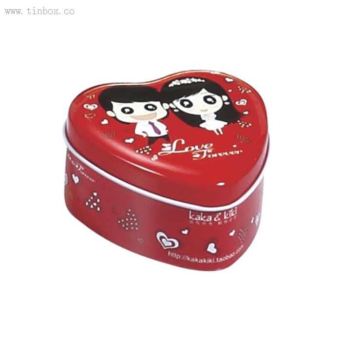 Elegant heart shaped chocolate tin Elegant heart shaped chocolate tin