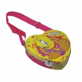 Lovely heart shaped candy tin